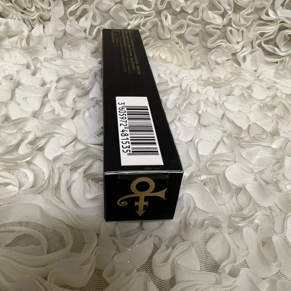 BNWT!🖤Urban decay x prince multitasker brush limited Edition 🖤